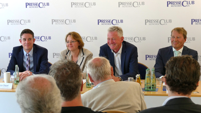 Auf der Pressekonferenz der Aktion "Impulse für den Wohnungsbau in Bayern" Auf der Pressekonferenz der Aktion "Impulse für den Wohnungsbau in Bayern"