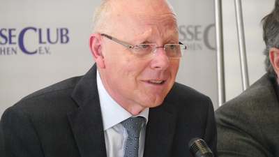 Bau- und Ausbaugewerbe in Hochstimmung Bau- und Ausbaugewerbe in Hochstimmung